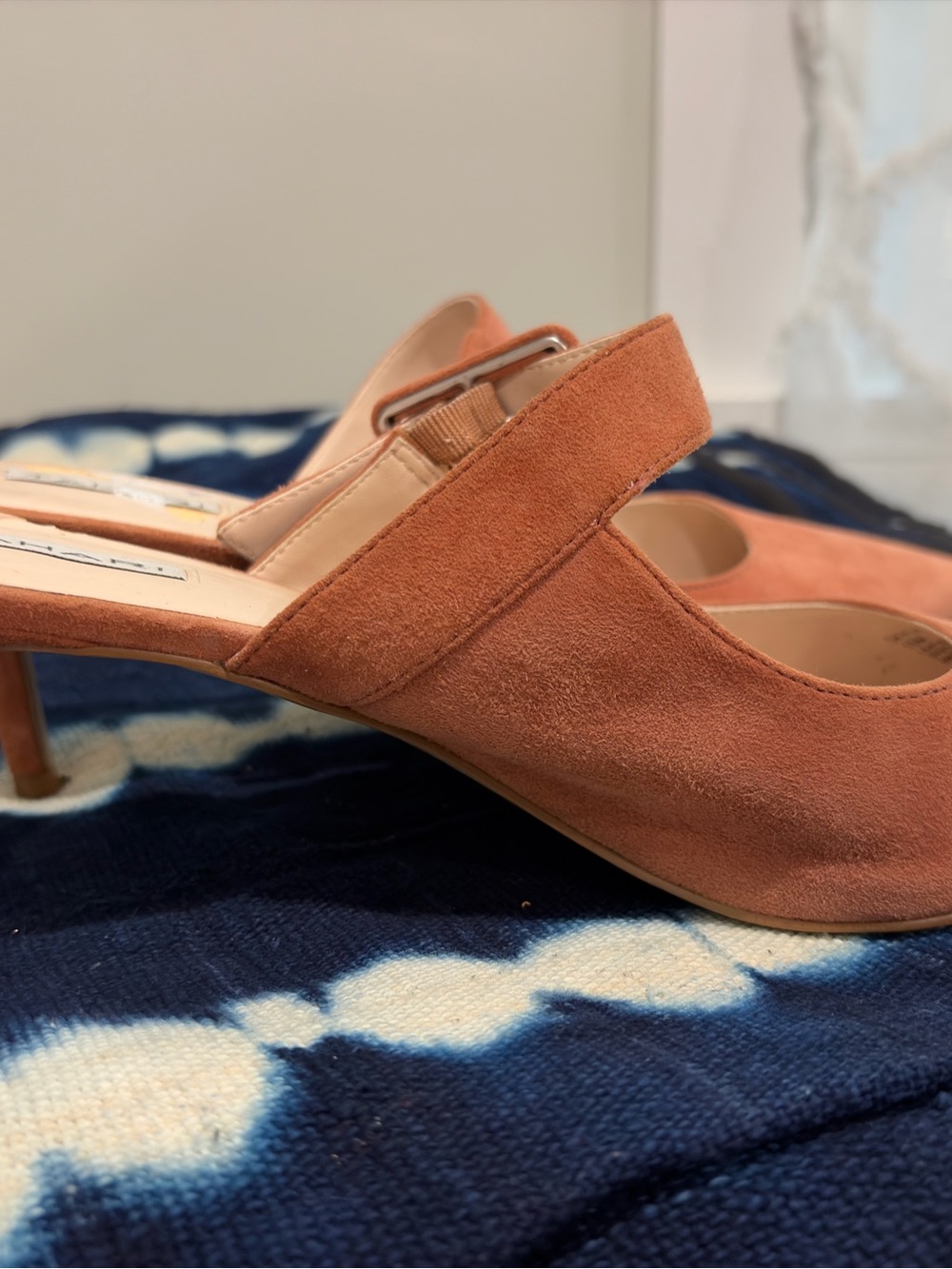 Tahari Women's Pointed Mary Jane Side Mules in Salmon color (kitten heel) - Picture 3 of 3